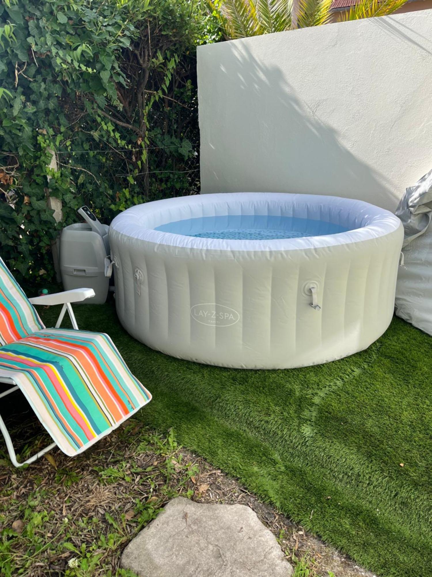 Hébergement de vacances Maison T3 Mitoyenne Avec Jacuzzi Et Jardin